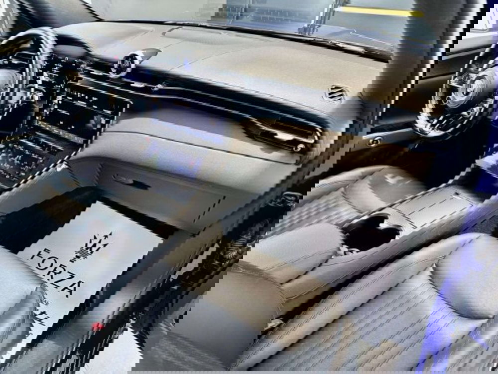 Maserati Grecale usata a Torino (12)