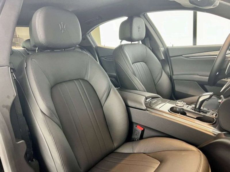 Maserati Ghibli nuova a Torino (5)