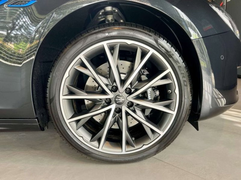 Maserati Ghibli nuova a Torino