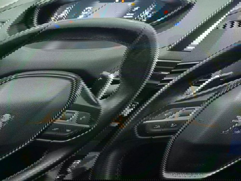 Peugeot 5008 usata a Catania (18)