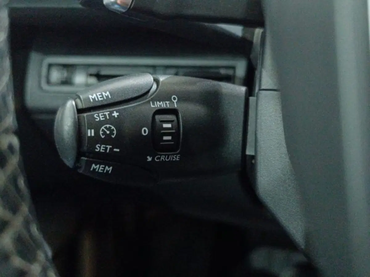 Peugeot 5008 usata a Catania (20)