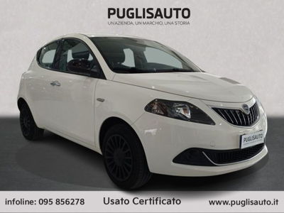 Lancia Ypsilon 1.0 FireFly 5 porte S&amp;S Hybrid Silver Plus del 2023 usata a Belpasso
