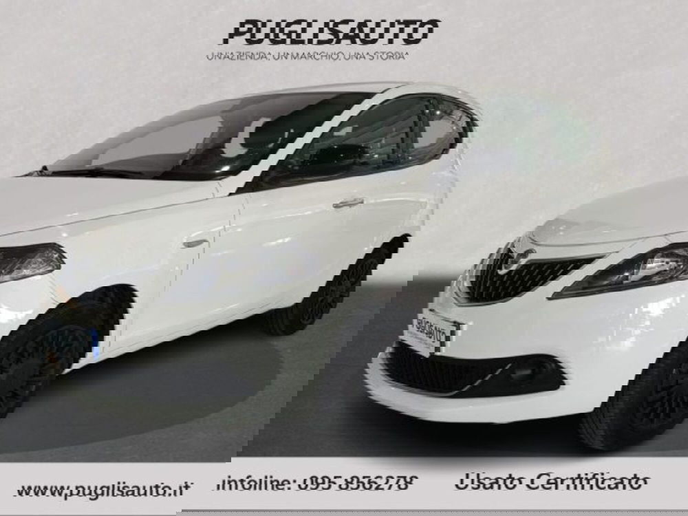 Lancia Ypsilon usata a Catania (3)