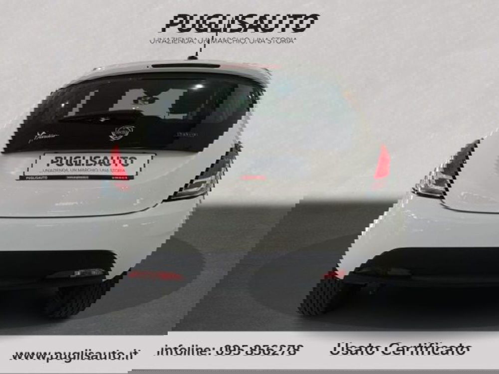 Lancia Ypsilon usata a Catania (5)