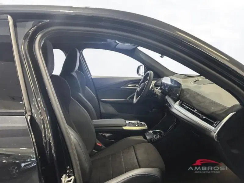 BMW X2 nuova a Perugia (11)