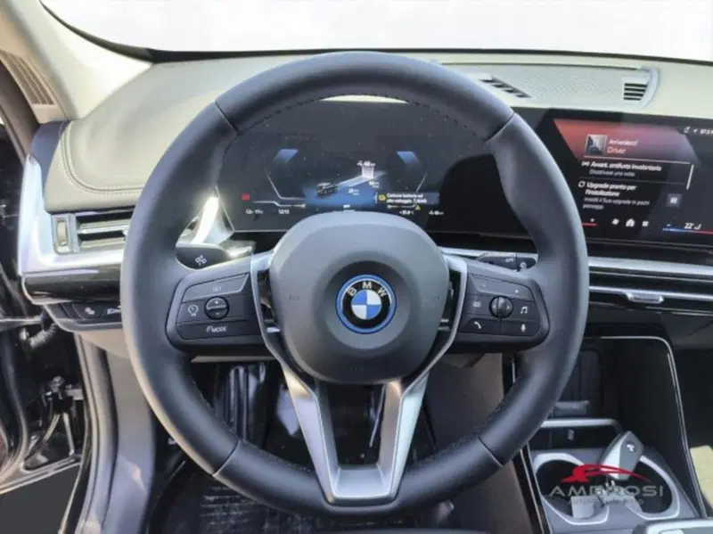 BMW iX1 nuova a Perugia (14)