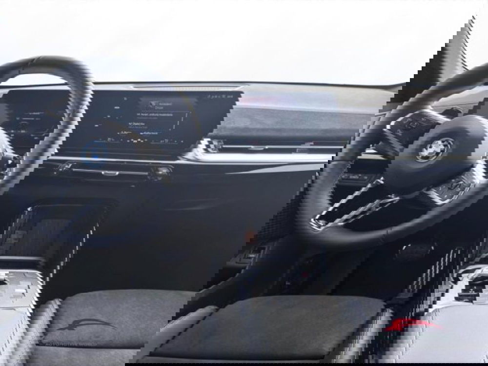 BMW iX2 nuova a Perugia (15)