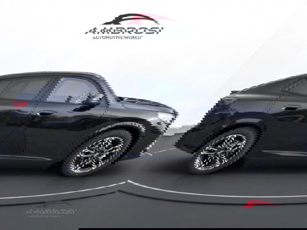 BMW iX2 nuova a Perugia (5)