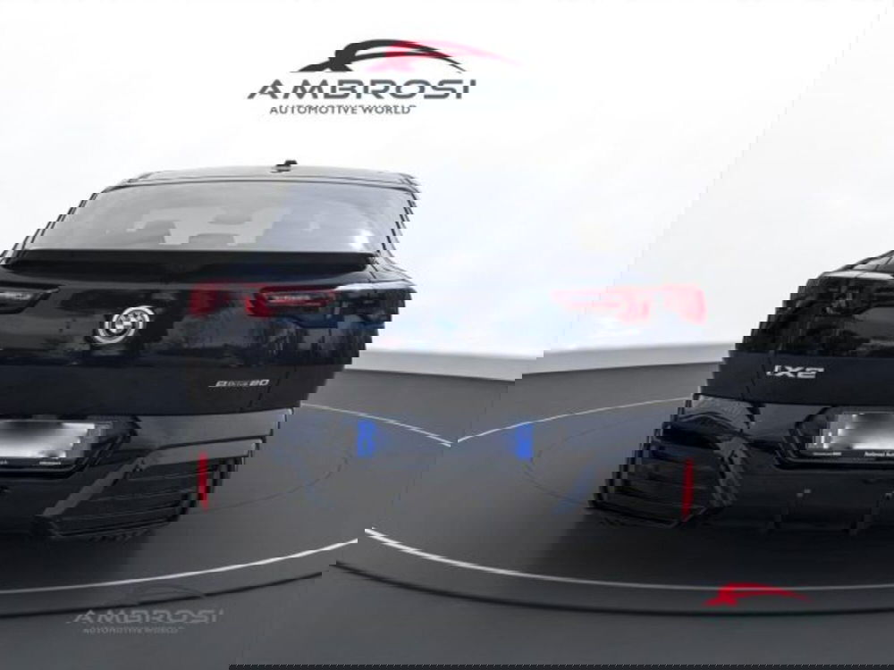 BMW iX2 nuova a Perugia (8)