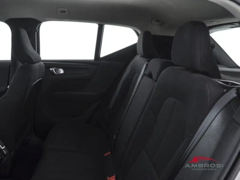 Volvo XC40 usata a Perugia (10)