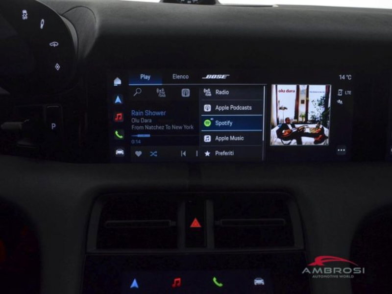 Porsche Taycan usata a Perugia (14)