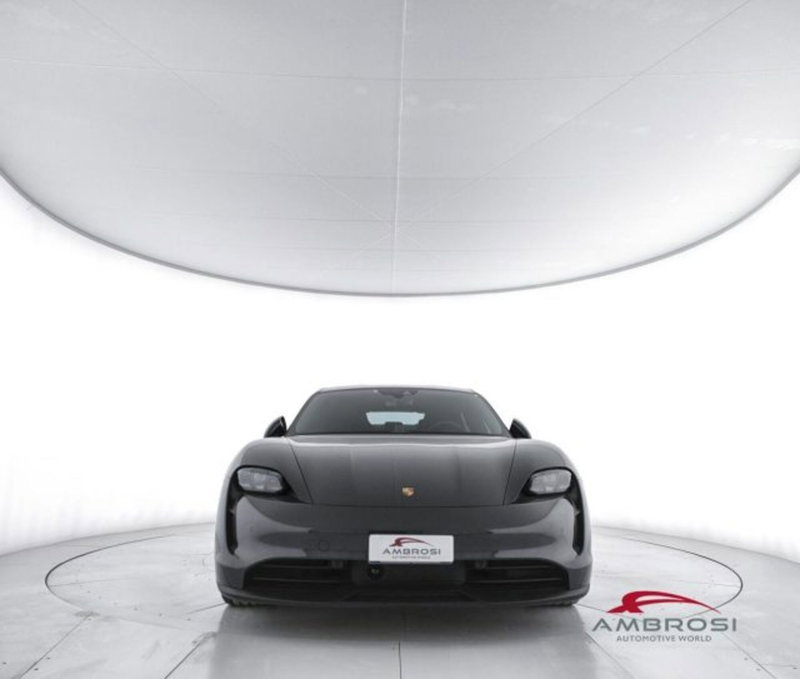 Porsche Taycan usata a Perugia (5)