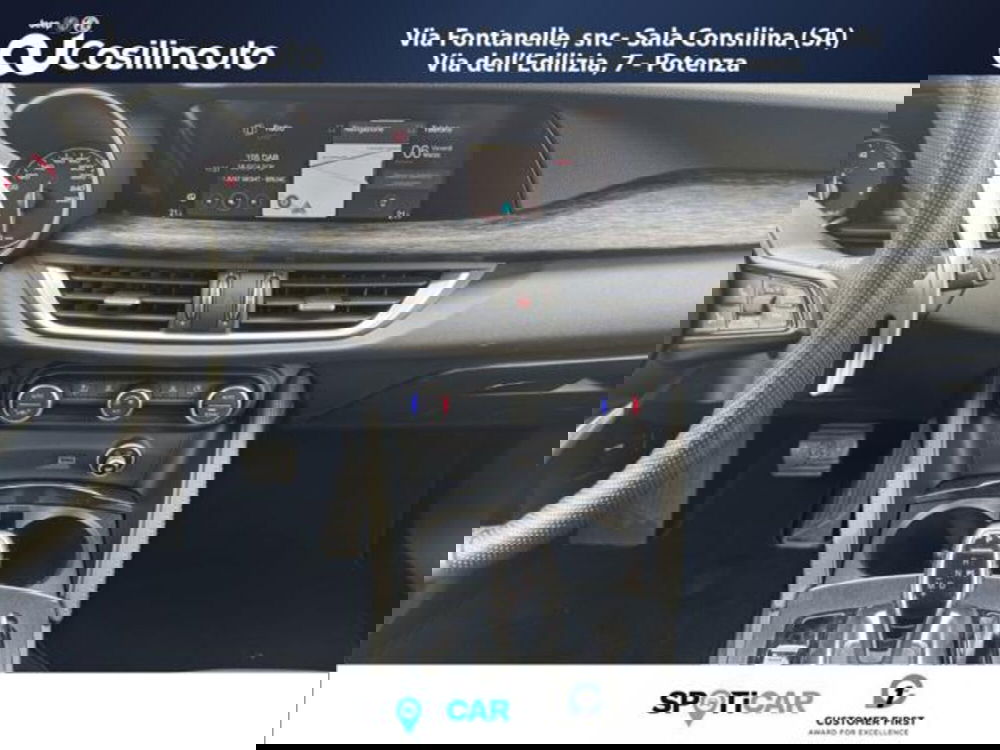 Alfa Romeo Stelvio usata a Salerno (13)