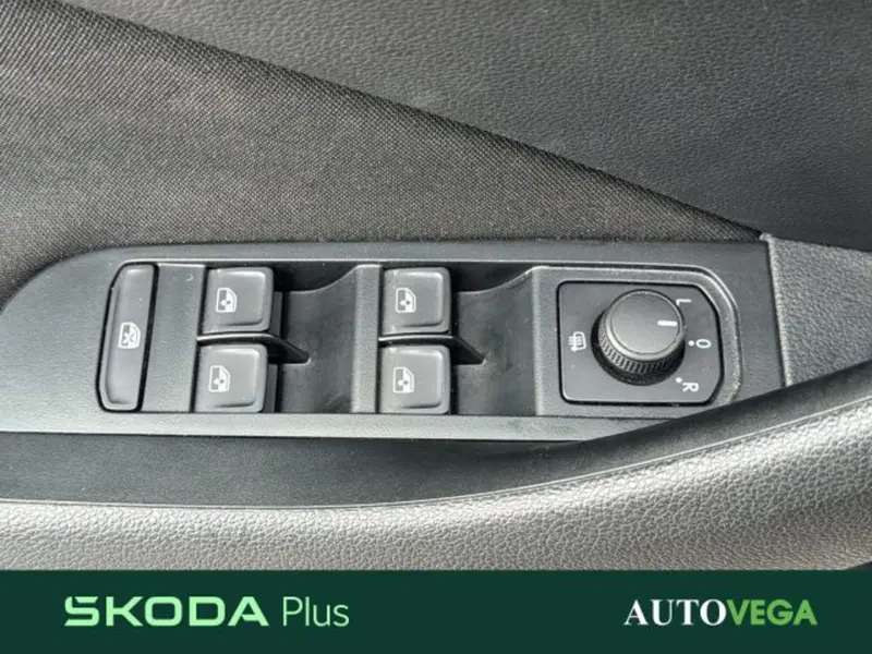 Skoda Kamiq usata a Vicenza (12)