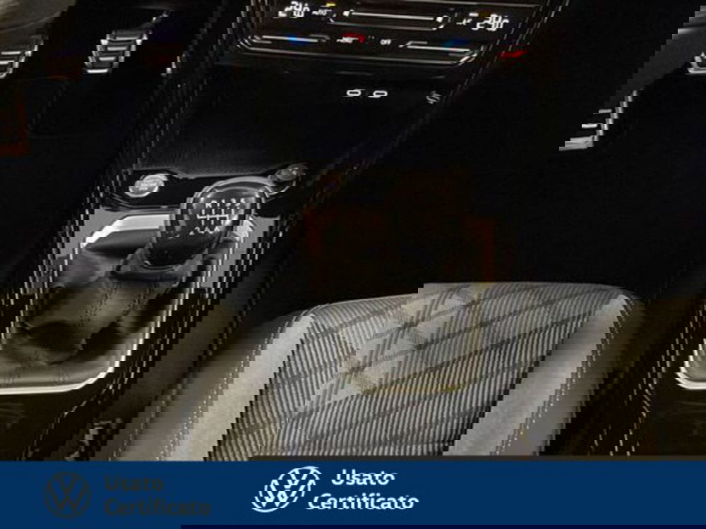 Volkswagen T-Roc nuova a Vicenza (11)