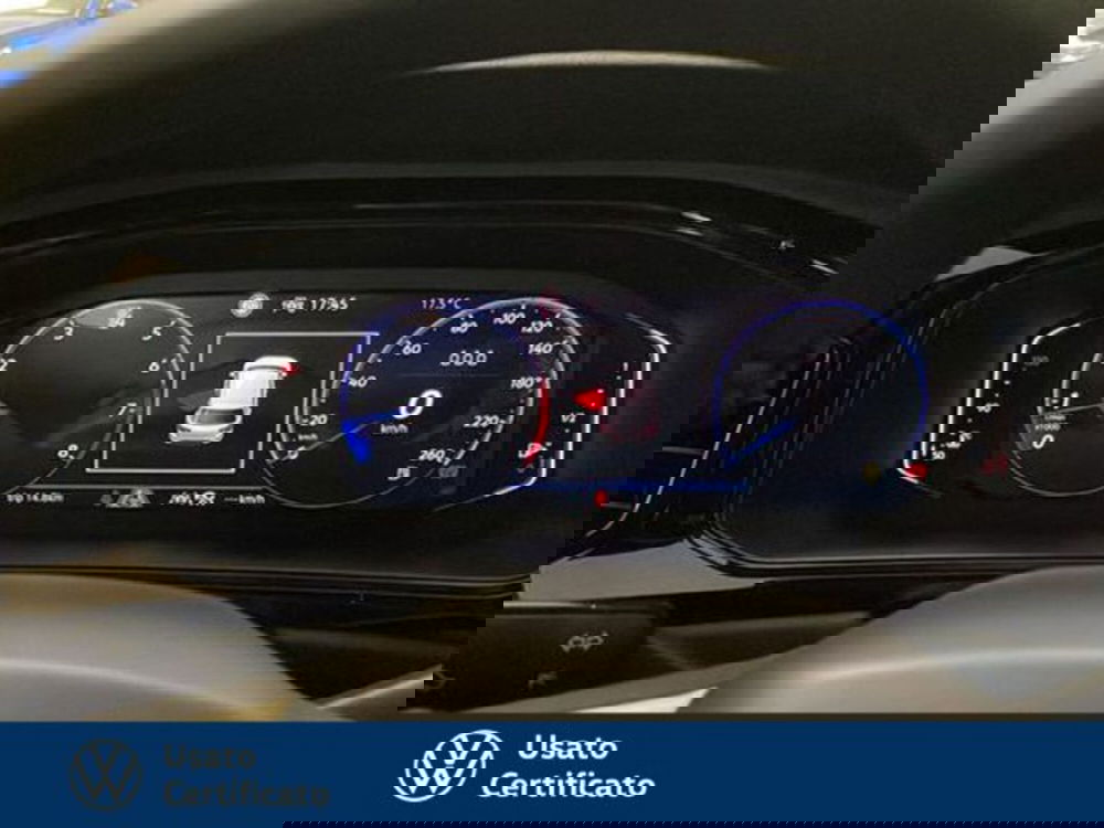 Volkswagen T-Roc nuova a Vicenza (12)