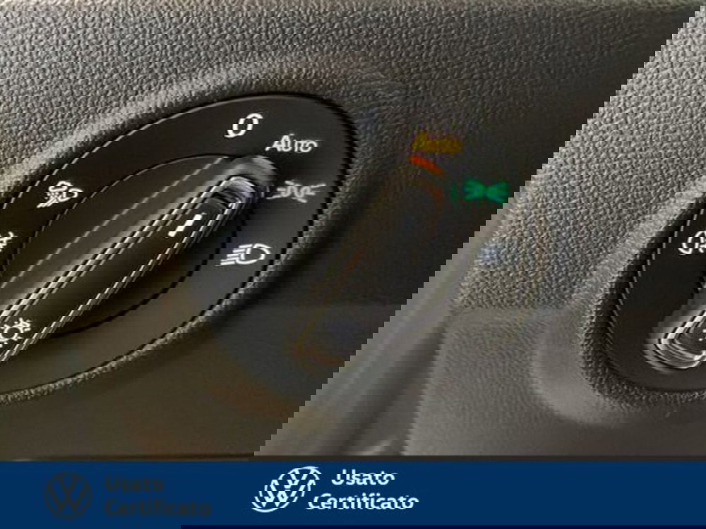 Volkswagen T-Roc nuova a Vicenza (14)