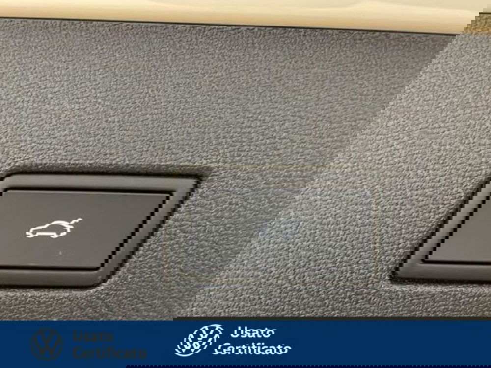 Volkswagen T-Roc nuova a Vicenza (19)