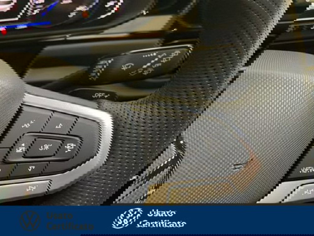 Volkswagen T-Roc nuova a Vicenza (13)