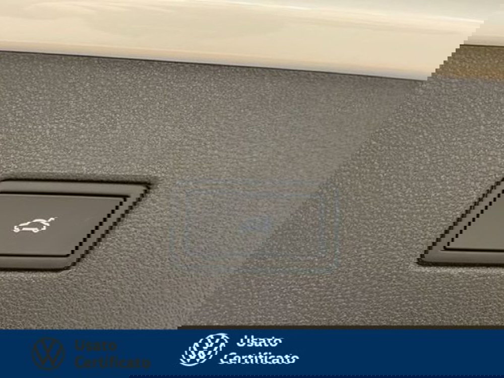 Volkswagen T-Roc nuova a Vicenza (19)