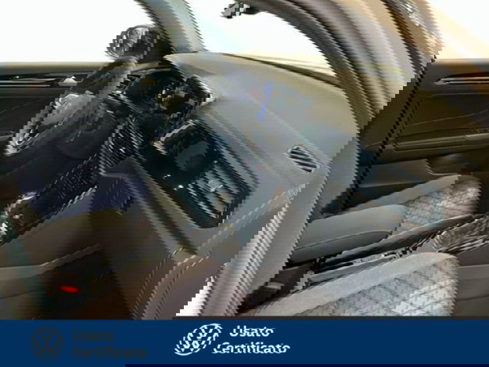 Volkswagen T-Roc nuova a Vicenza (6)