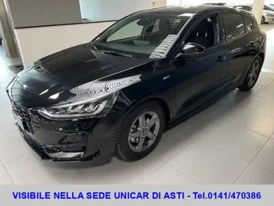 Ford Focus 1.0 EcoBoost Hybrid 125 CV Power. 5p. ST-Line Design del 2023 usata a Alba