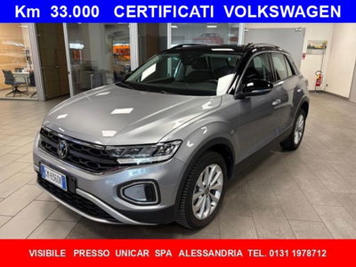 Volkswagen T-Roc 1.0 TSI Life del 2023 usata a Alba