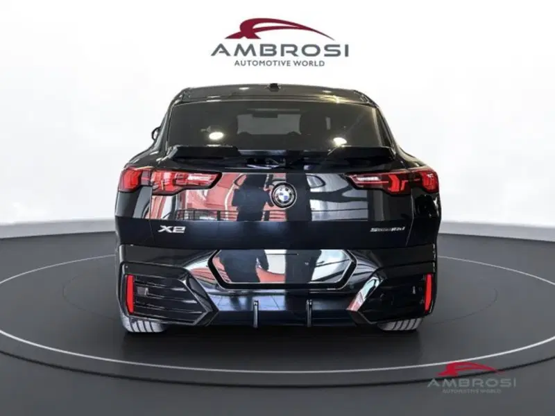 BMW X2 nuova a Perugia (8)