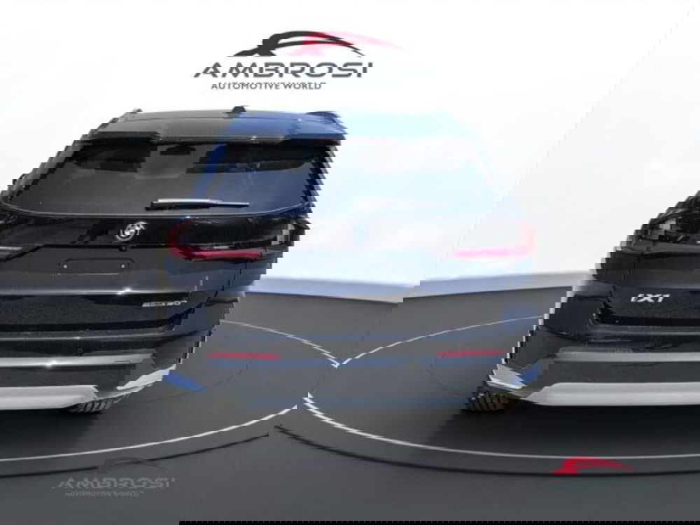 BMW iX1 nuova a Perugia (8)