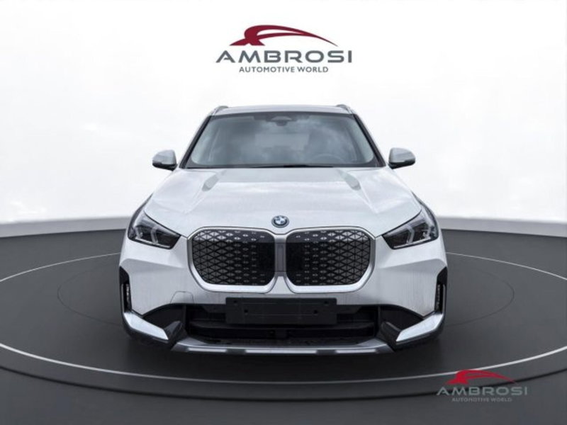 BMW iX1 usata a Perugia (7)