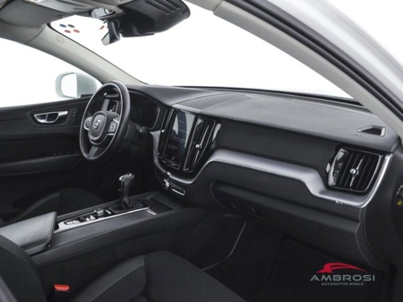 Volvo XC60 usata a Perugia (12)