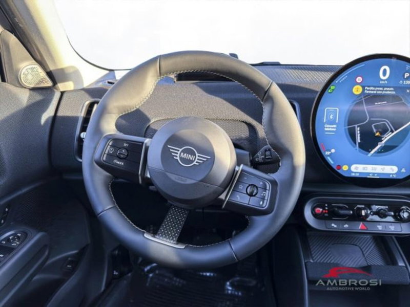 MINI Mini Countryman nuova a Perugia (14)