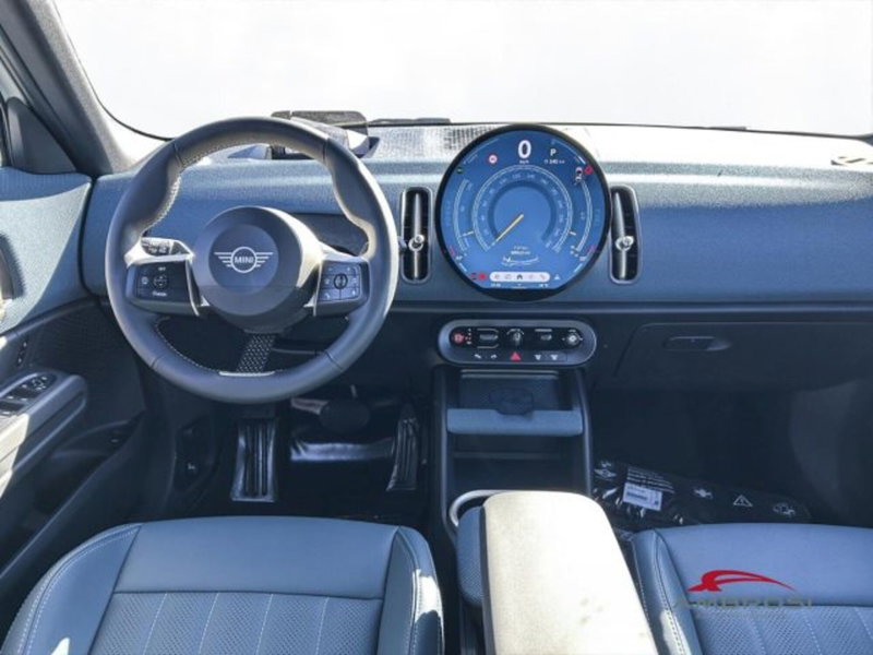 MINI Mini Countryman nuova a Perugia (14)
