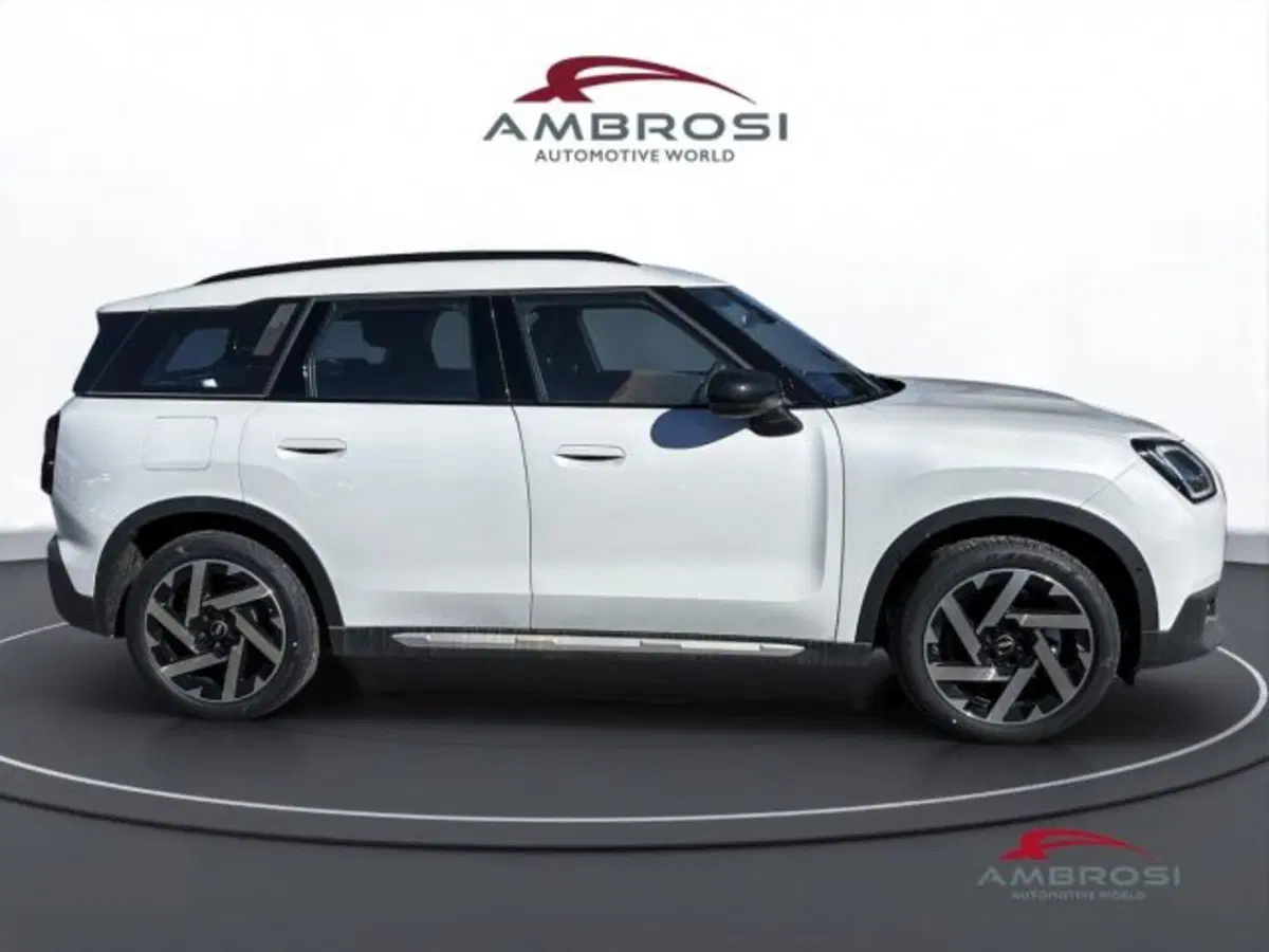 MINI Mini Countryman nuova a Perugia (3)