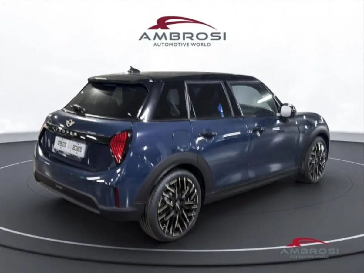 MINI Mini nuova a Perugia (3)