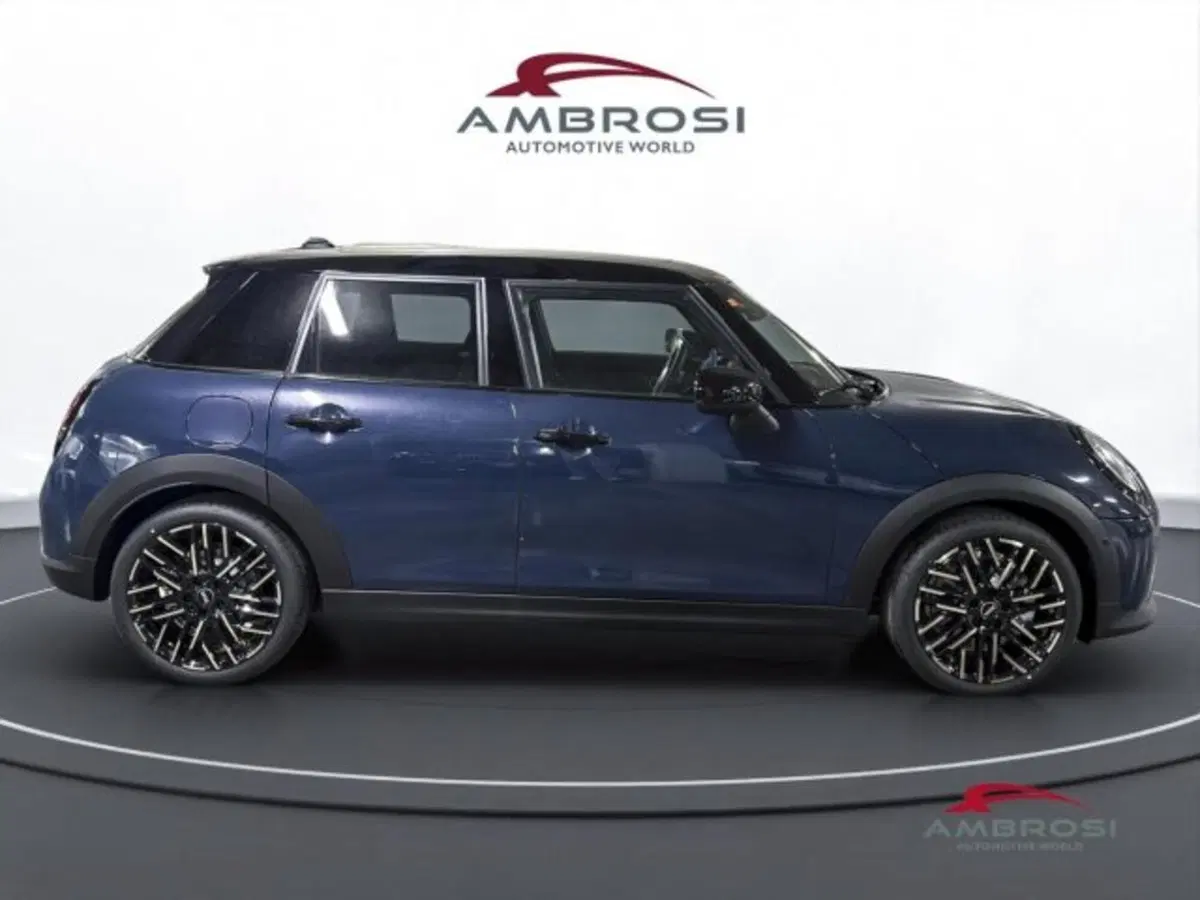 MINI Mini nuova a Perugia (5)