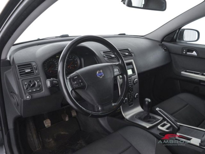 Volvo V50 usata a Perugia (8)