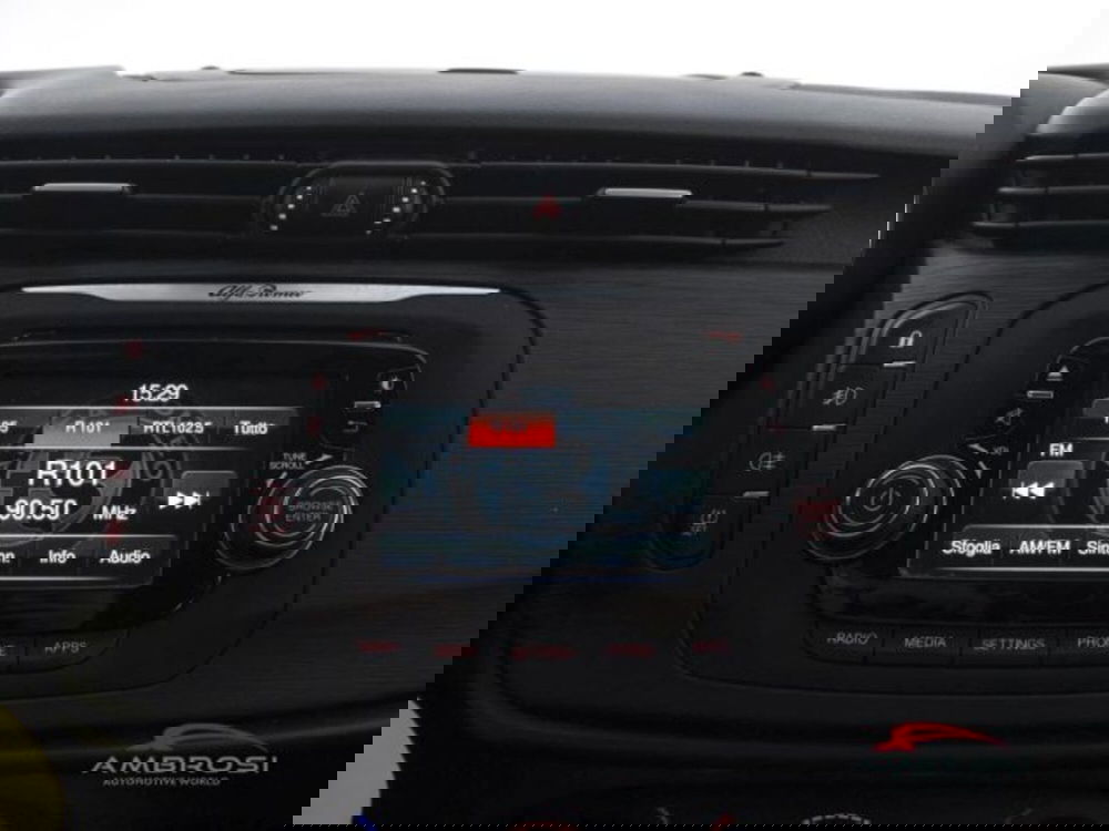 Alfa Romeo Giulietta usata a Perugia (14)