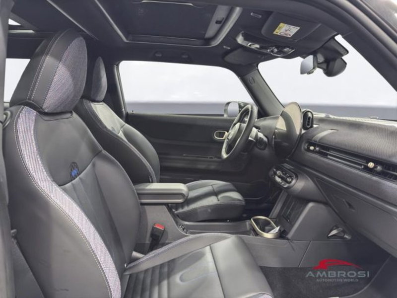 MINI Mini nuova a Perugia (12)