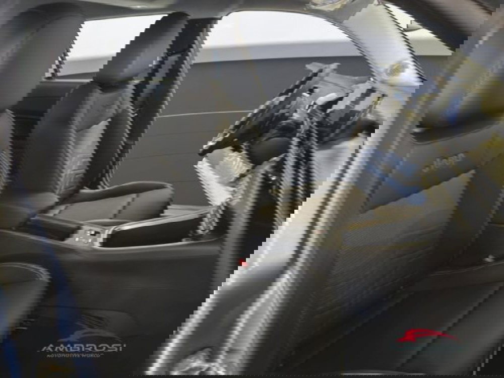 Jeep Avenger nuova a Perugia (12)