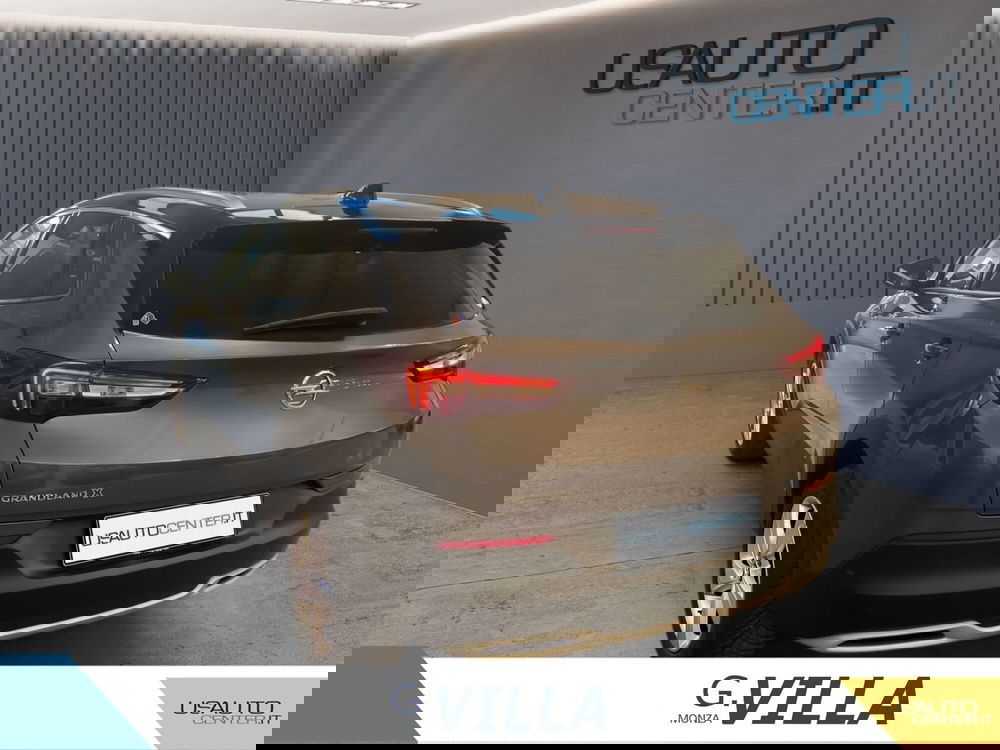 Opel Grandland X usata a Milano (5)