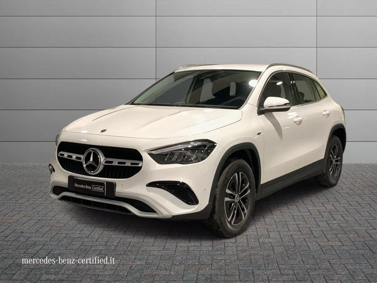 Mercedes-Benz GLA SUV usata a Macerata