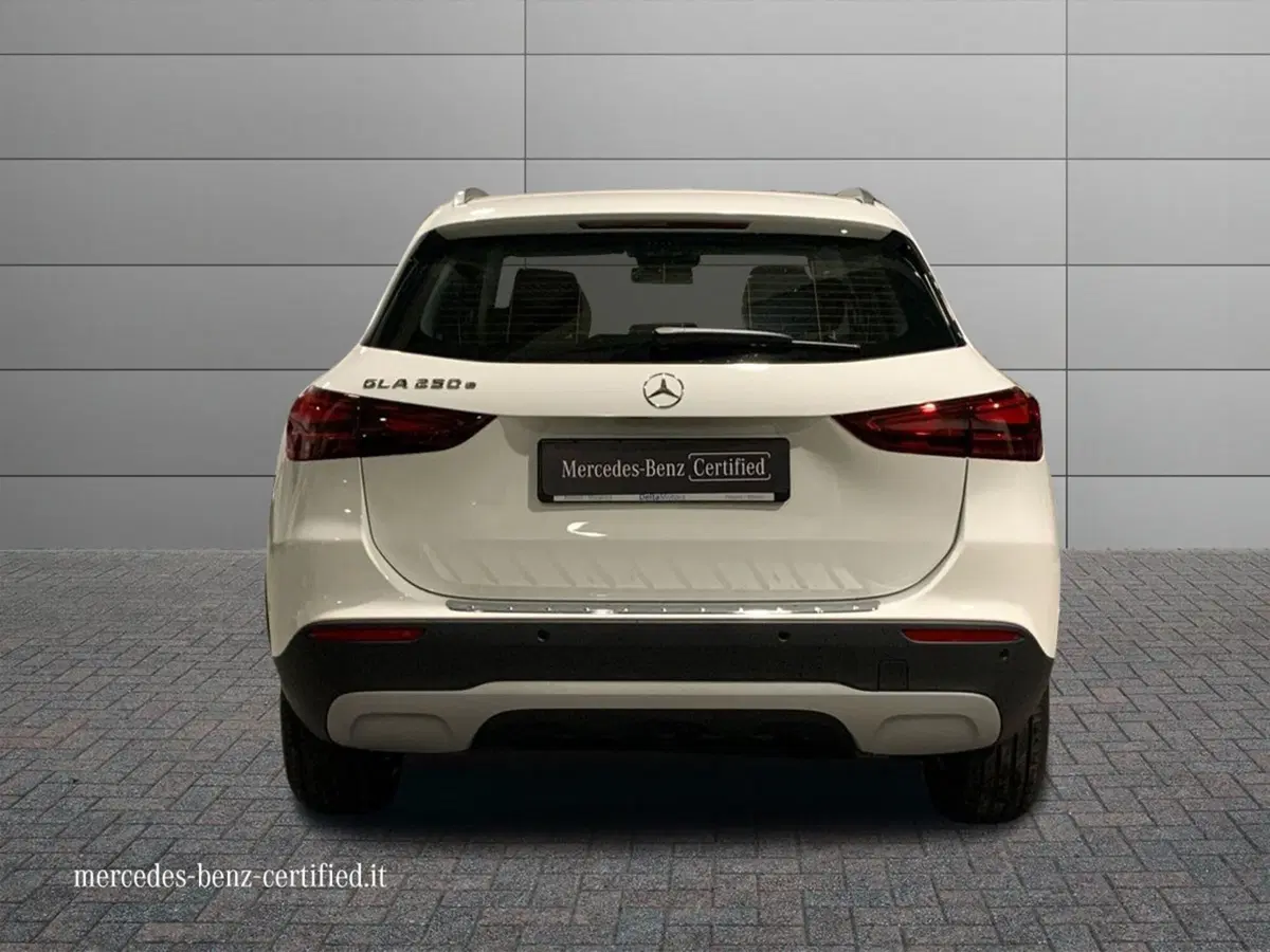 Mercedes-Benz GLA SUV usata a Macerata (4)