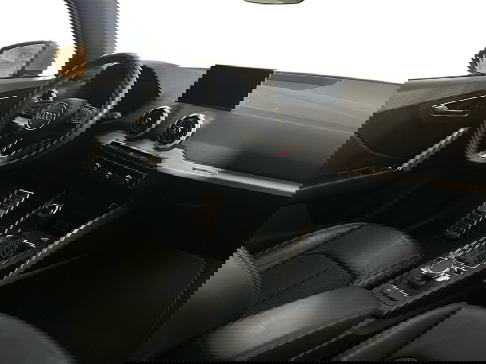 Audi Q2 usata a Napoli (10)