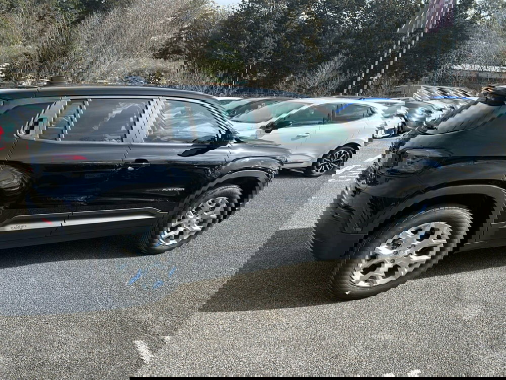 Jeep Avenger nuova a Roma (6)