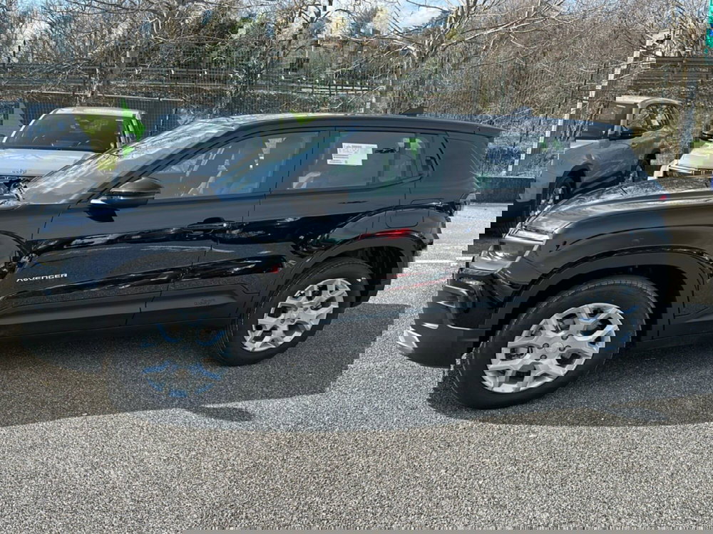 Jeep Avenger nuova a Roma (8)