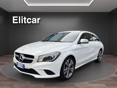 Mercedes-Benz CLA Shooting Brake 200 d Automatic Sport del 2015 usata a Magenta