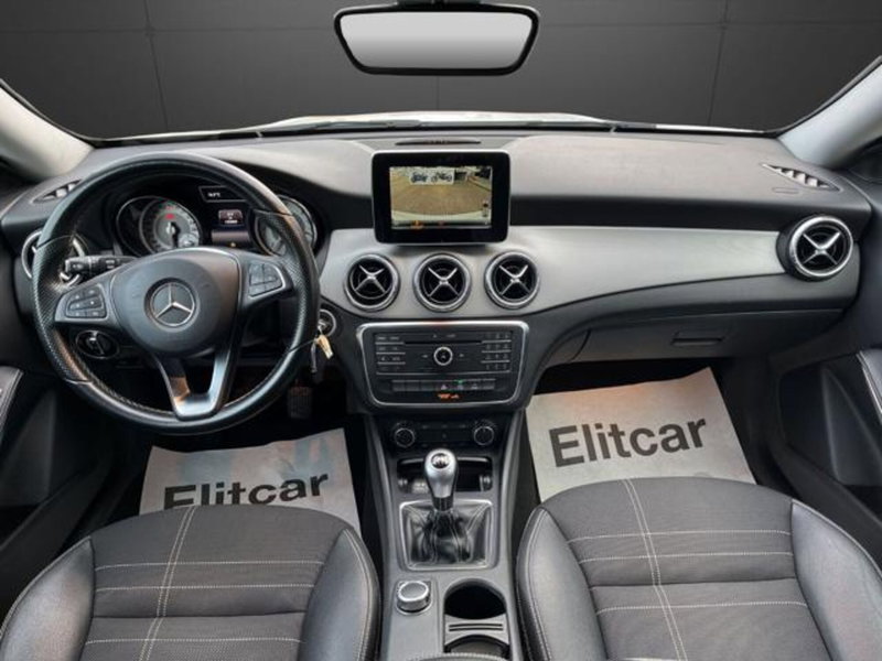 Mercedes-Benz CLA Shooting Brake usata a Milano (14)