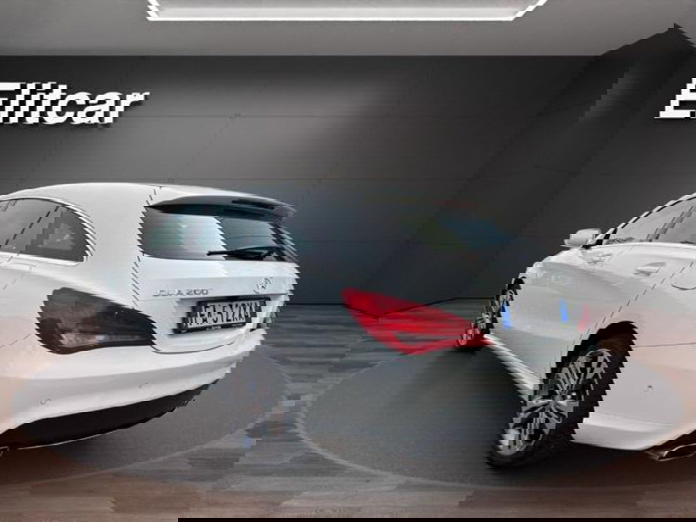 Mercedes-Benz CLA Shooting Brake usata a Milano (3)