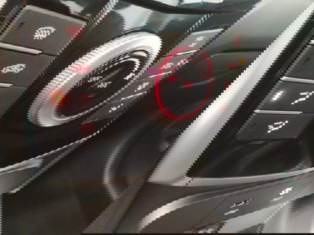 Ssangyong Tivoli usata a Trieste (12)